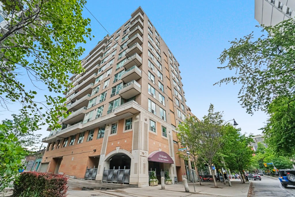 70 Alexander Street Suite 406, Toronto