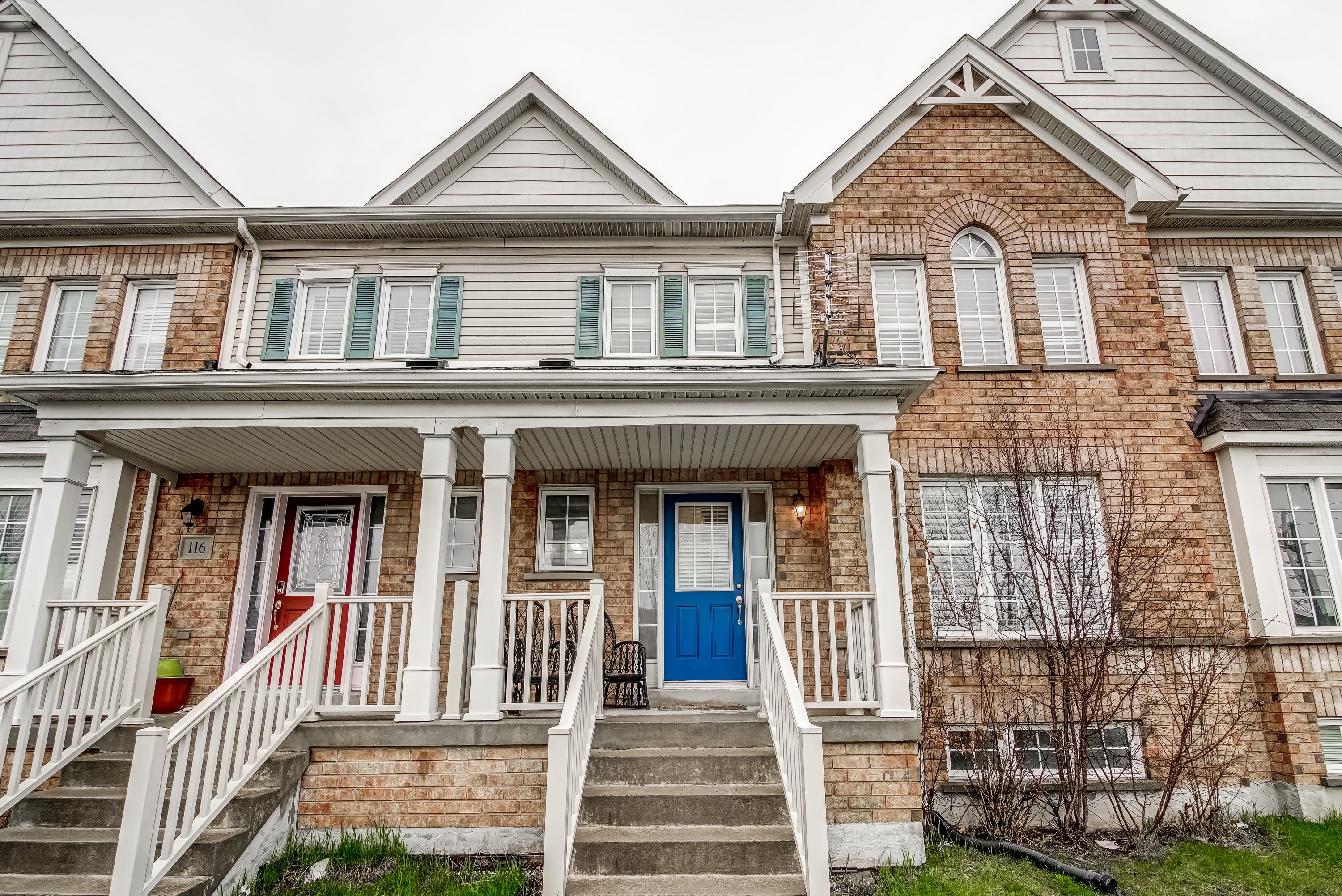 118 Williamson Dr E, Ajax