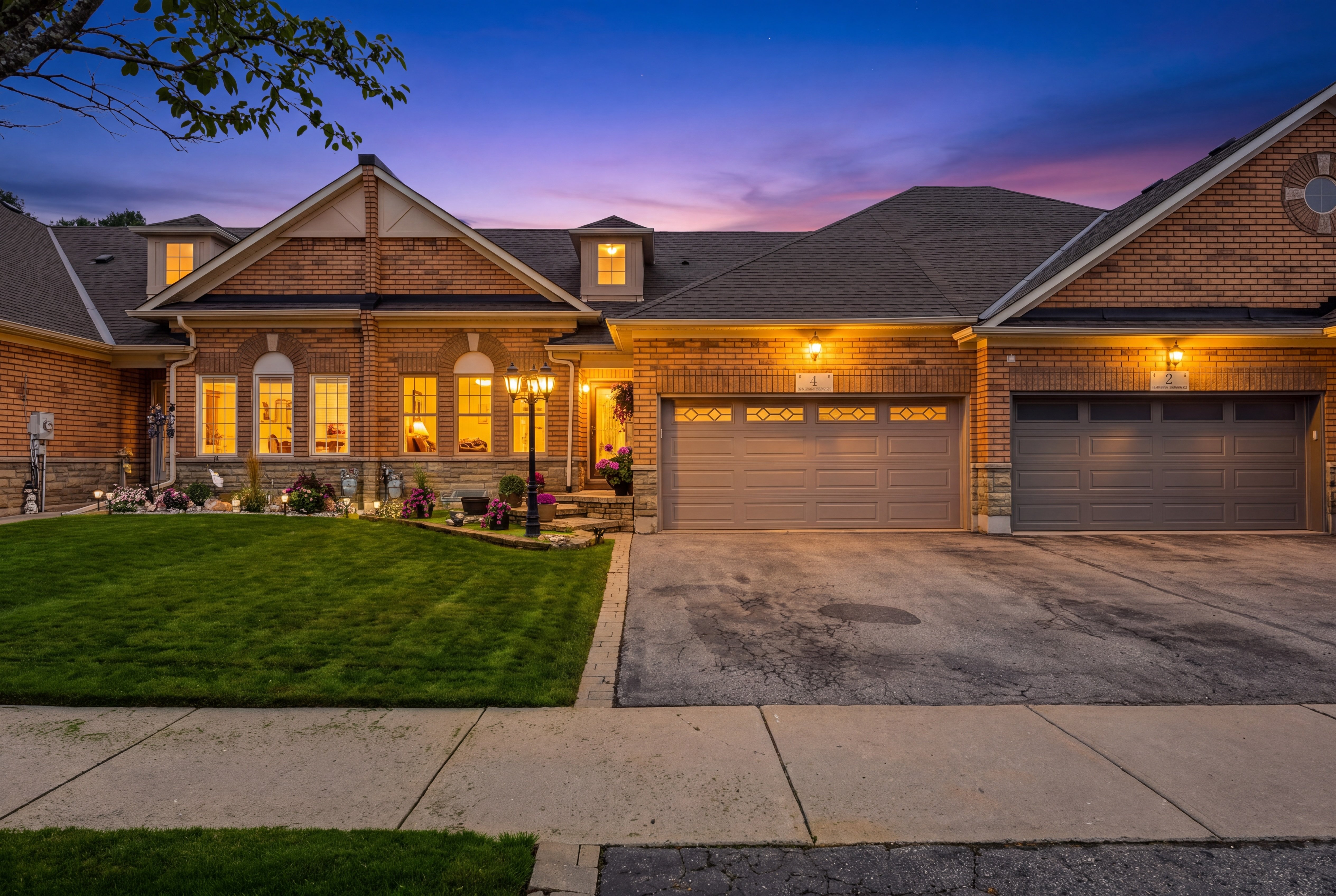 4 Norm Goodspeed Drive, Uxbridge