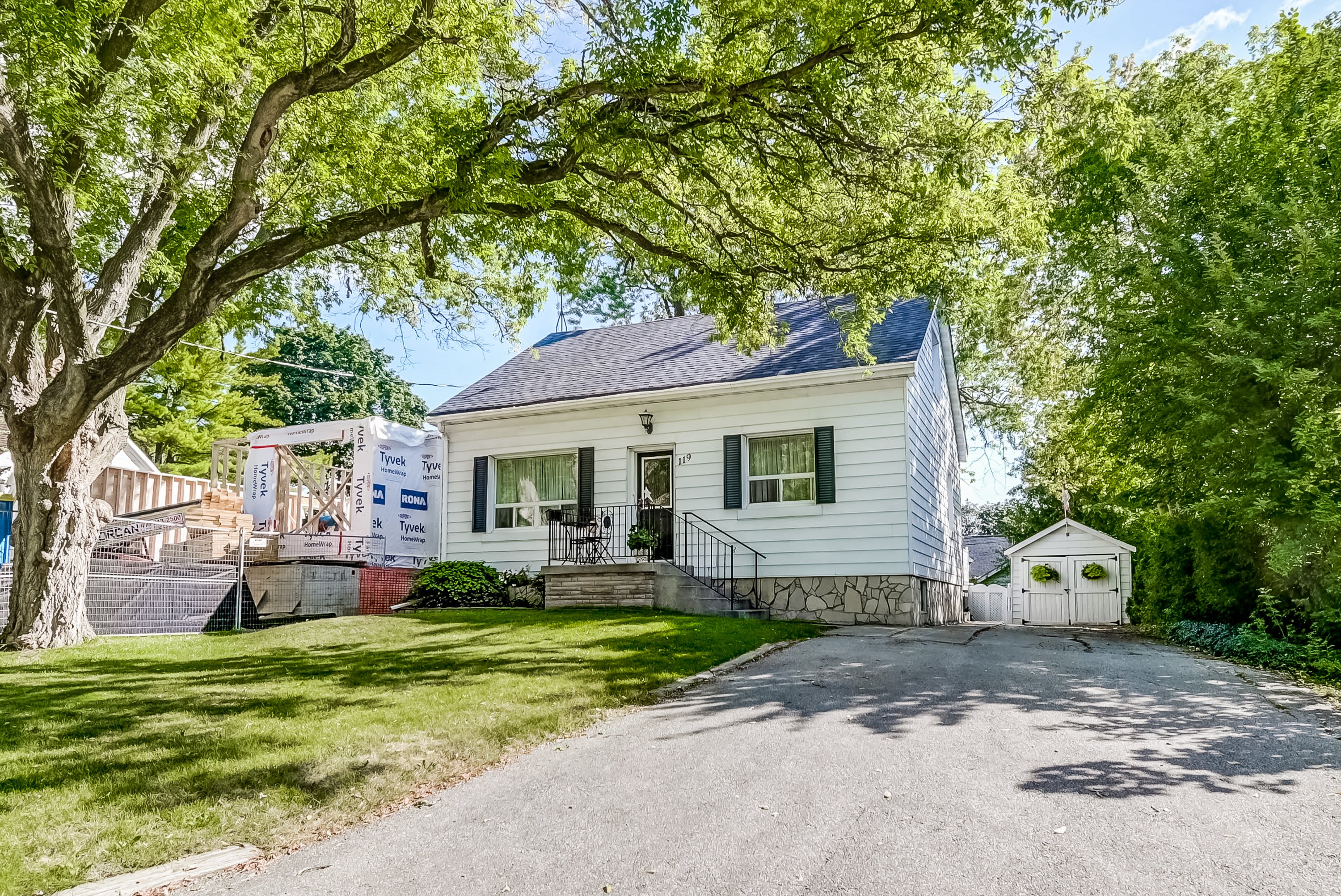 119 Ruggles Ave, Richmond Hill