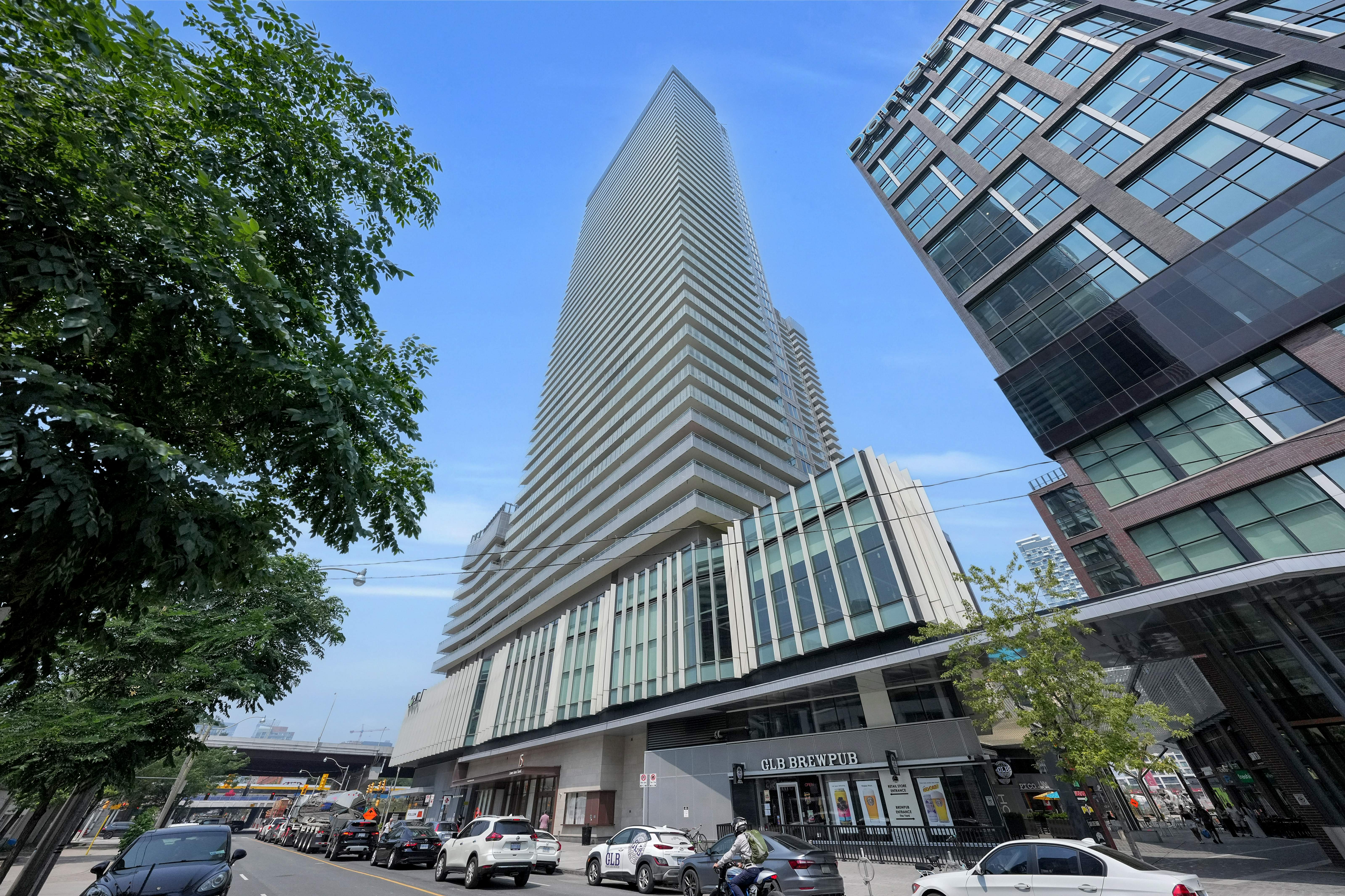 15 Lower Jarvis Street Suite 3813, Toronto