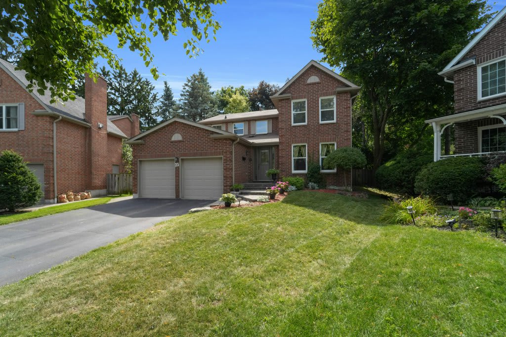 25 Hare Crt, Markham