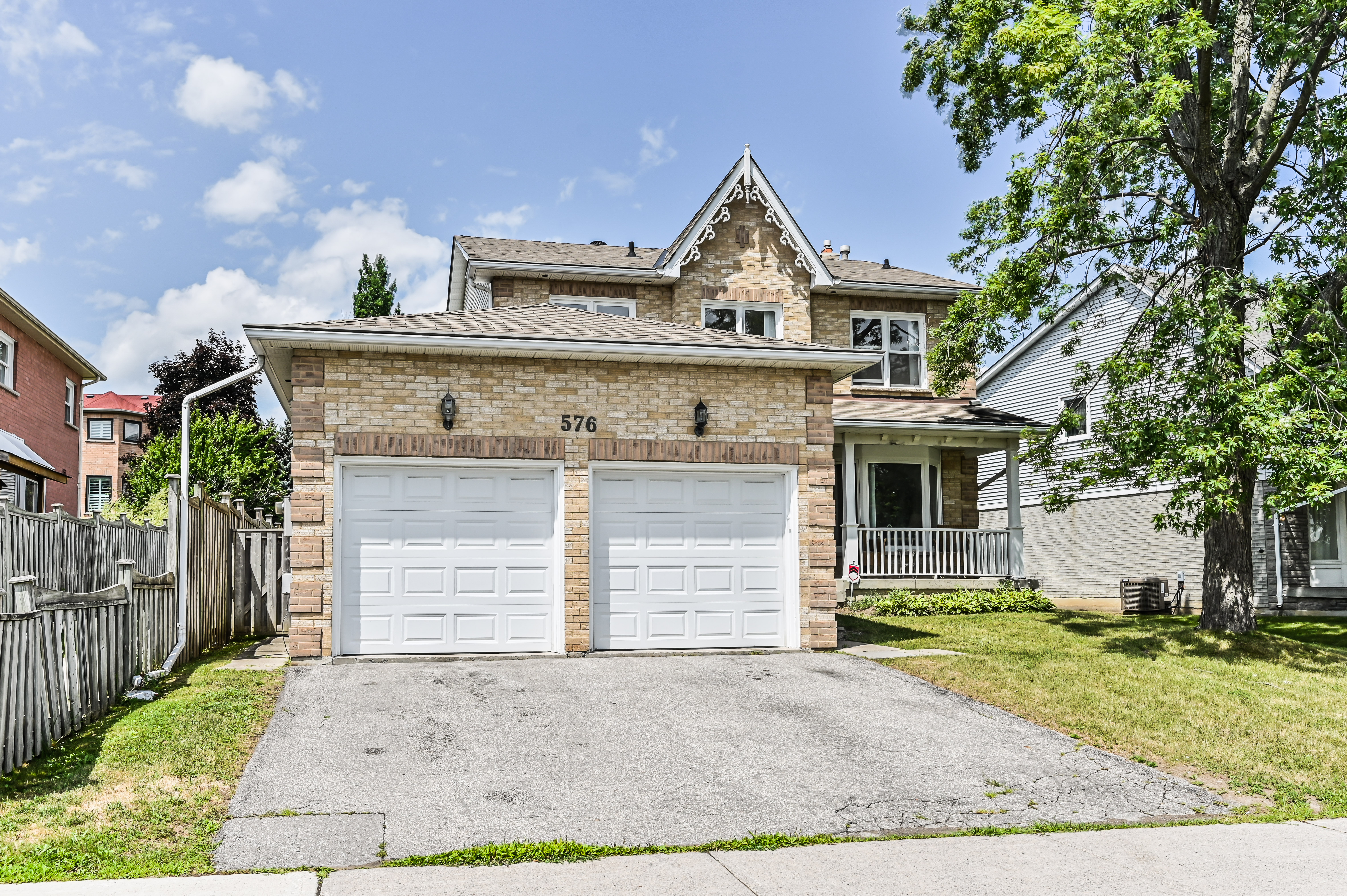 576 Carlton Rd