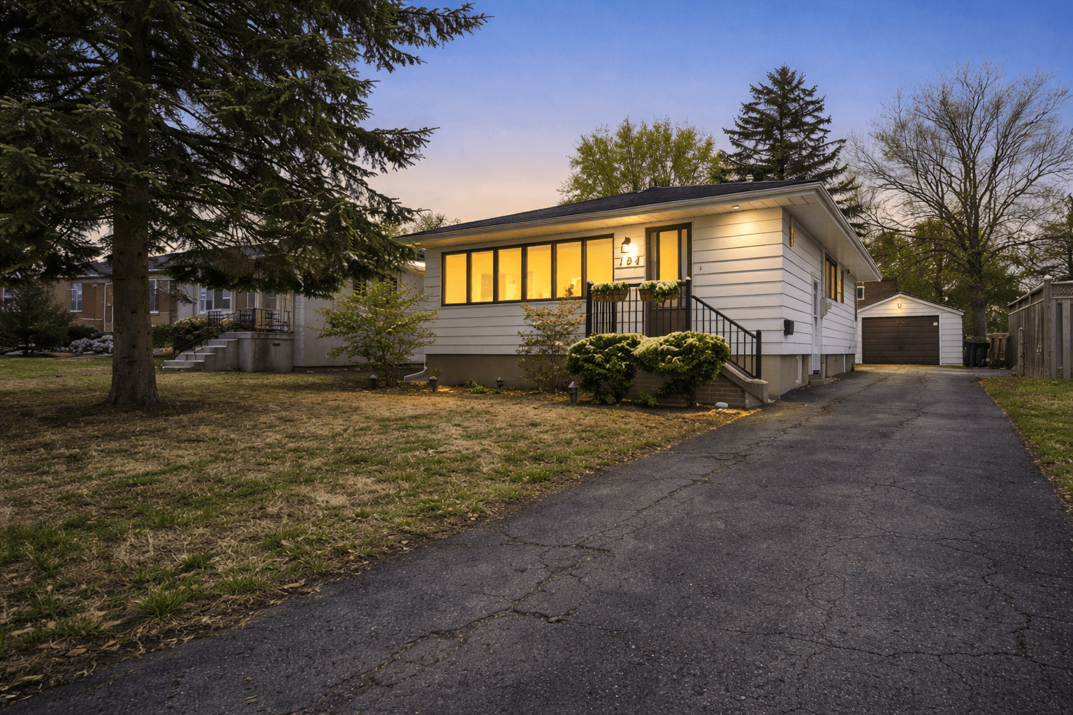 184 Hendon Avenue Toronto